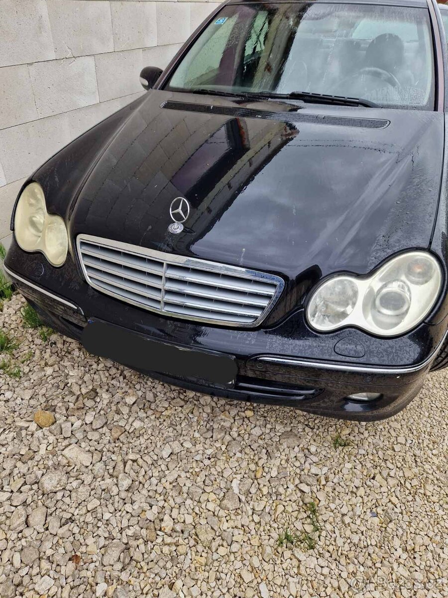 Rozprodám Mercedes Benz C, W203, sedan - 2