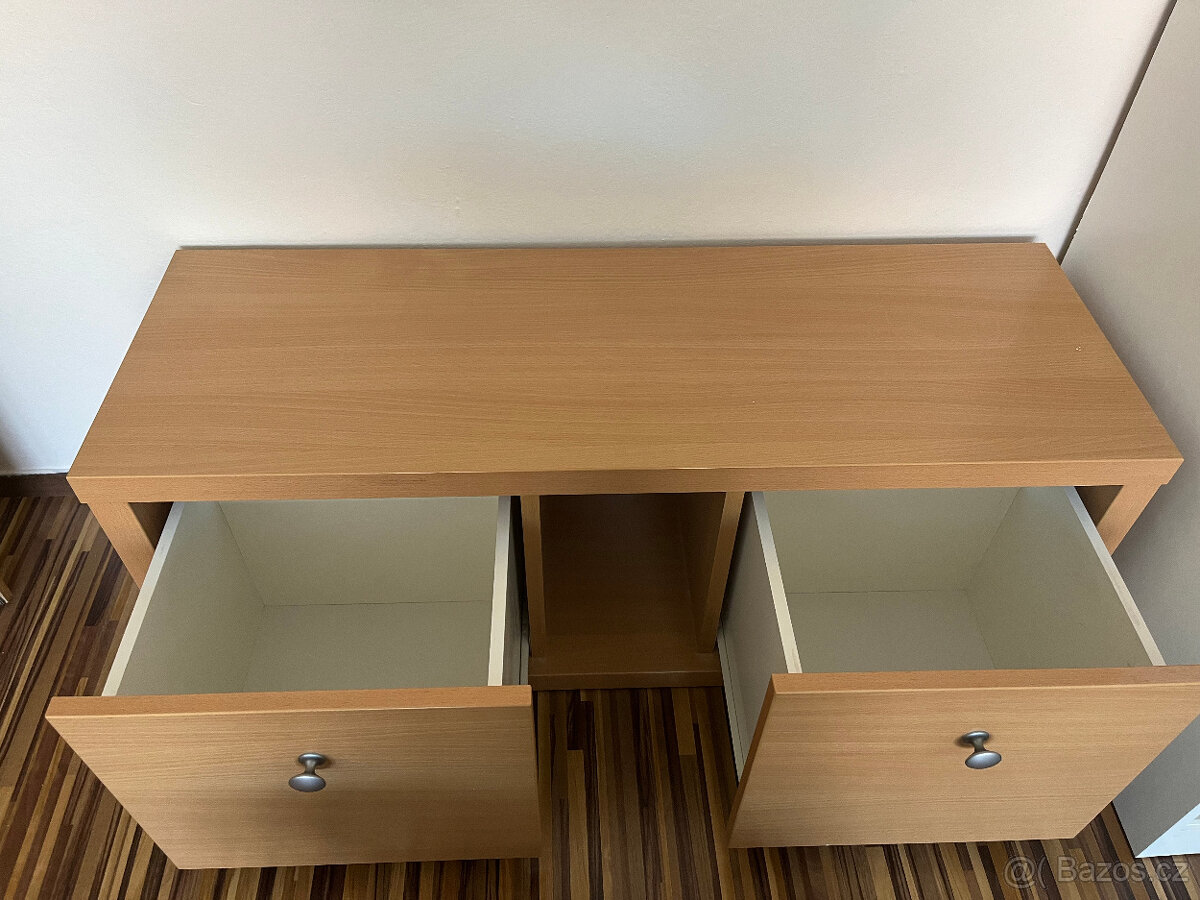 Nízky bytelný stolek, TV - 2