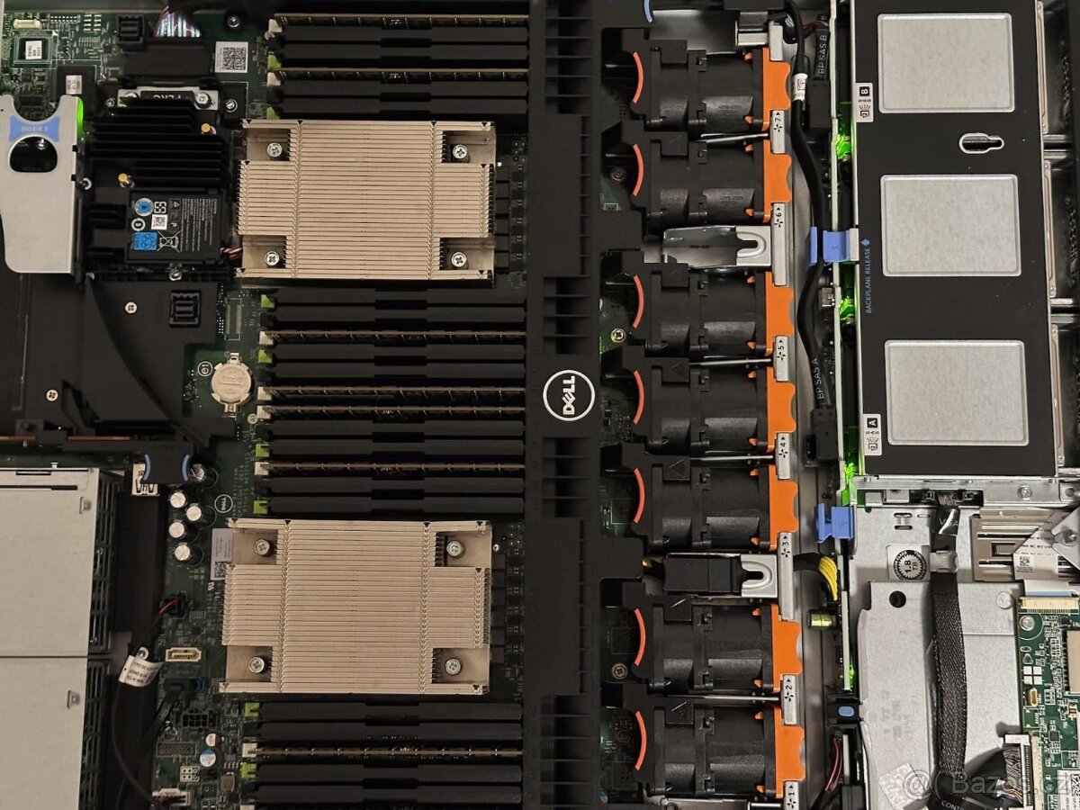 Dell R630 - 2x2630v3 (8c16t); 128GB RAM; 8x2,5" bay SFF - 2