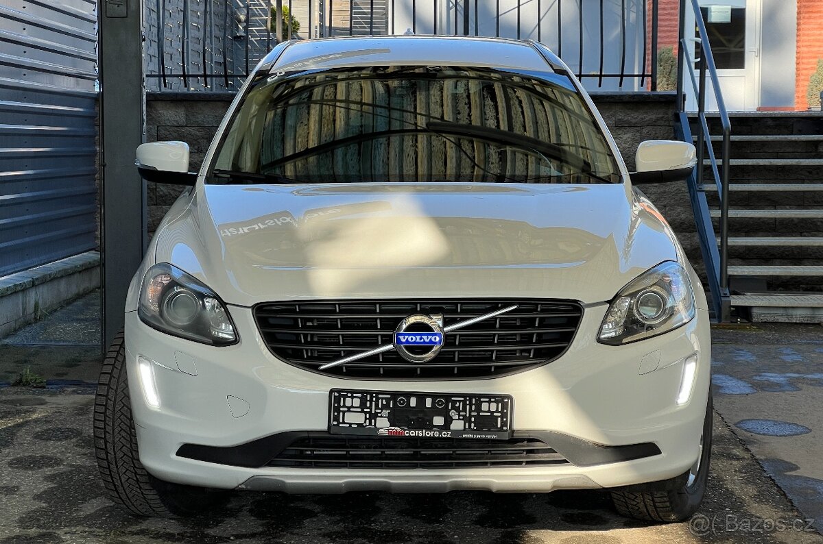 Volvo XC60 110 kW, 2.0 D3, BIXENON, NAVI - 2