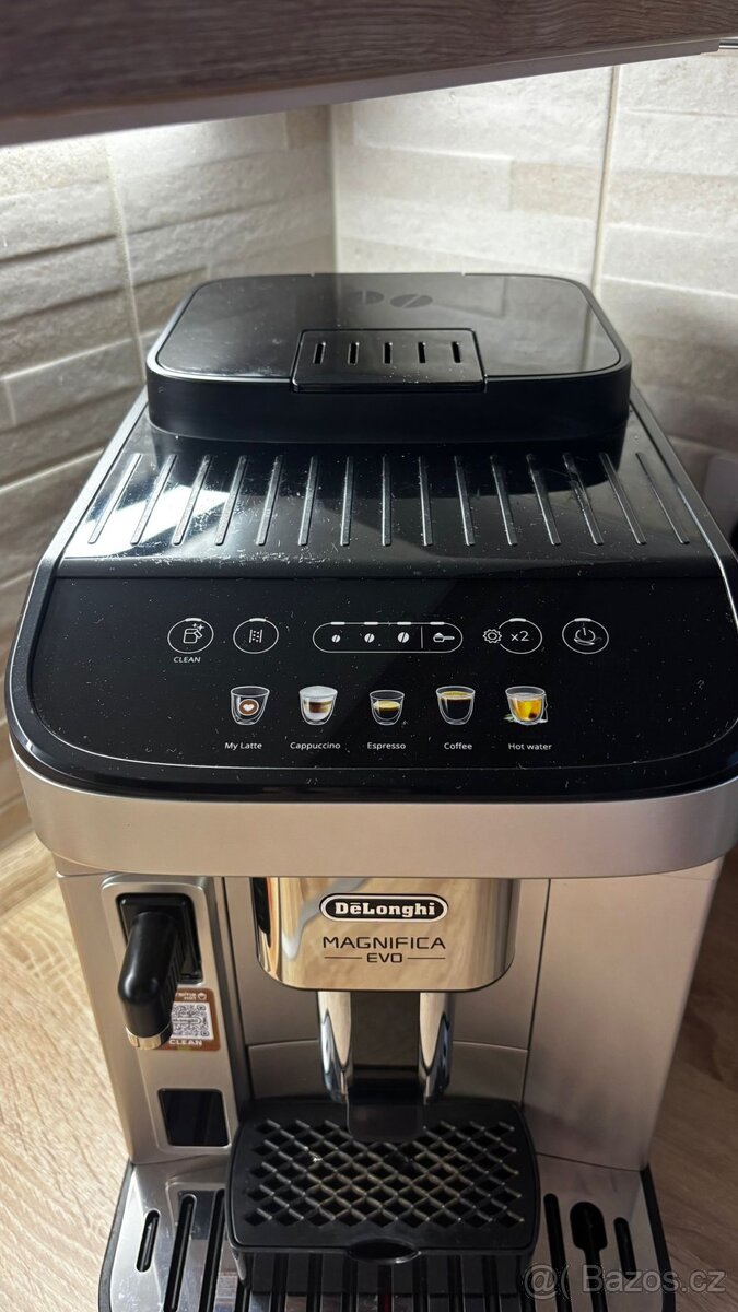 Kávovar Delonghi - 2