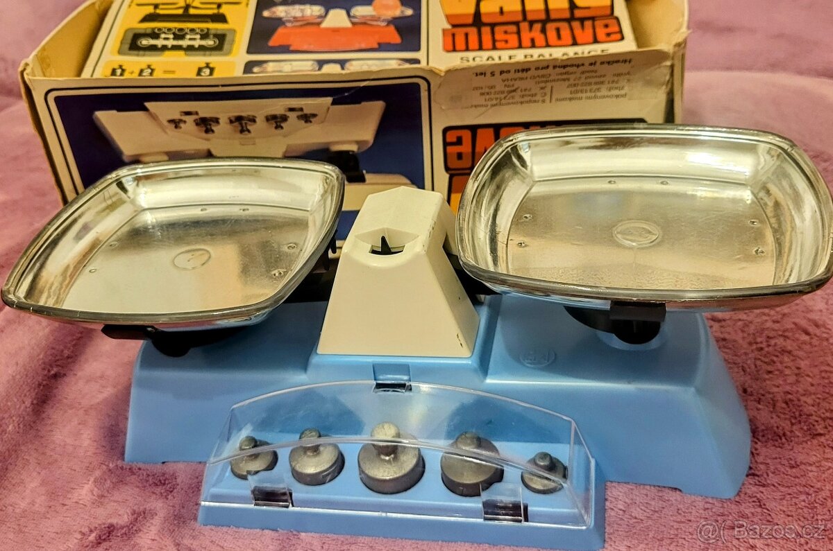 Retro dětské váhy - 2