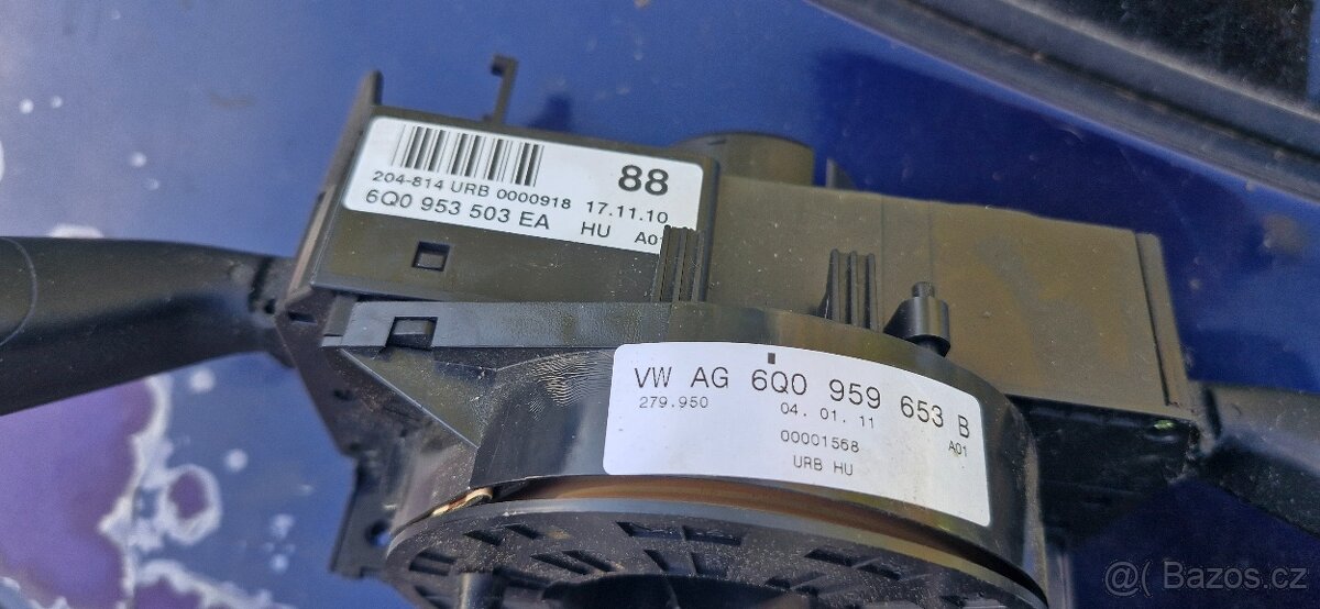 Packy pod volant fabia 2 krouzek 6Q0 roomster - 2