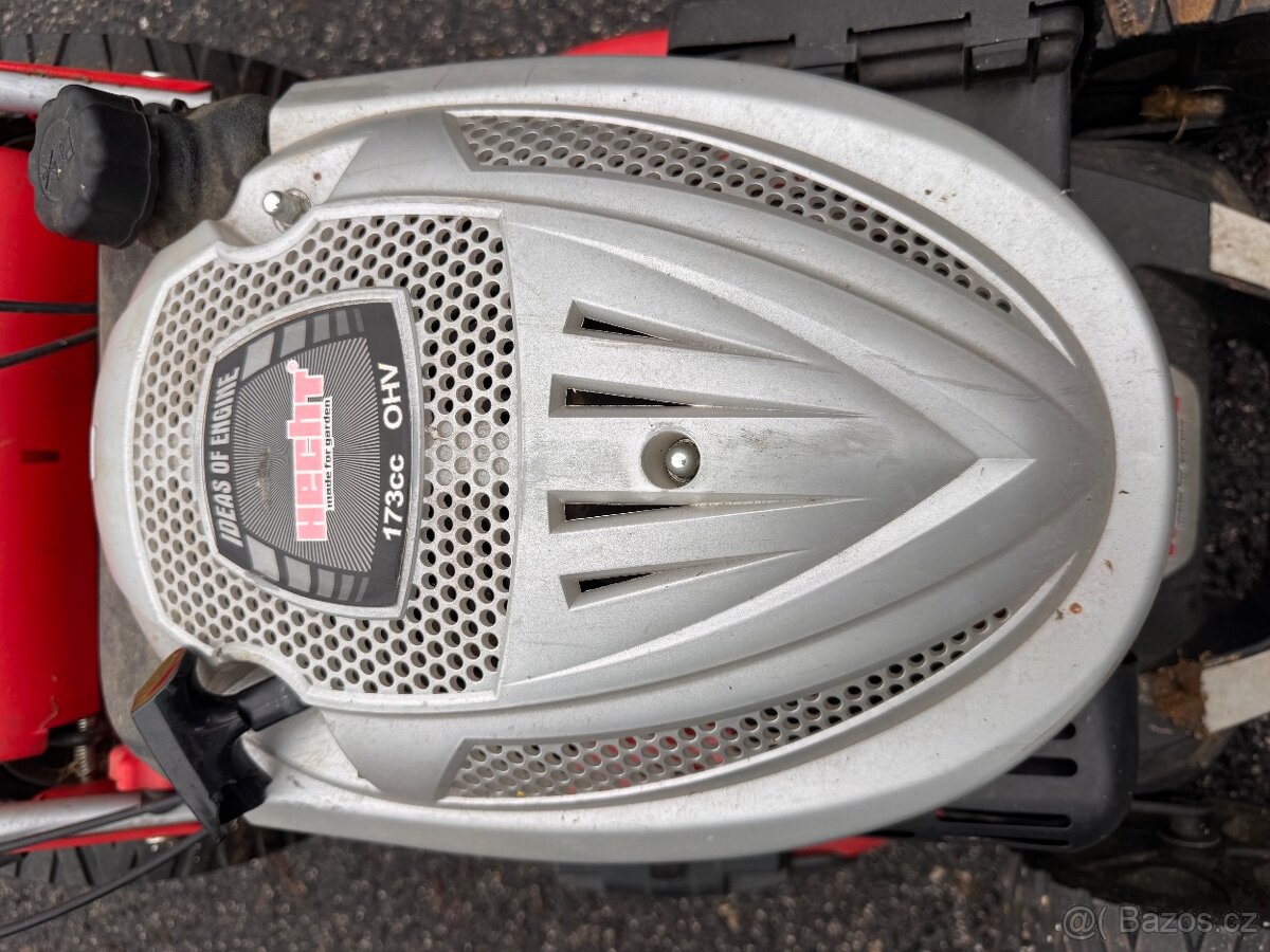 Zahradní sekačka Hecht+Křovinořez - 2