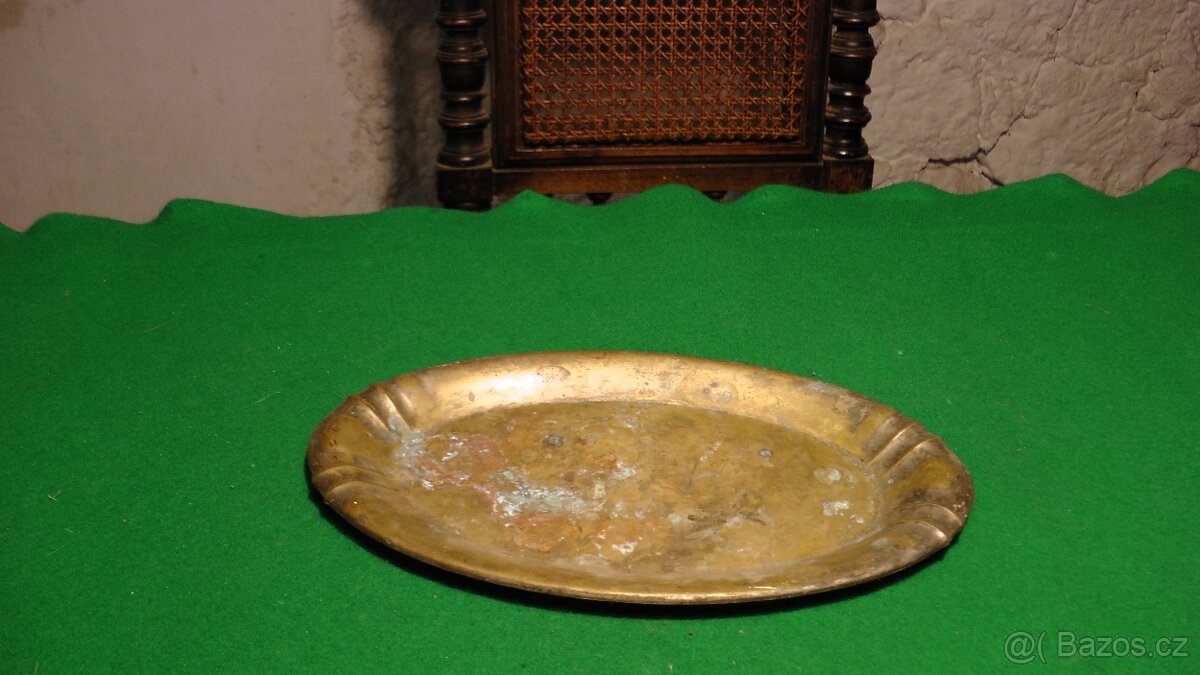 Zámecké podnosy - 2