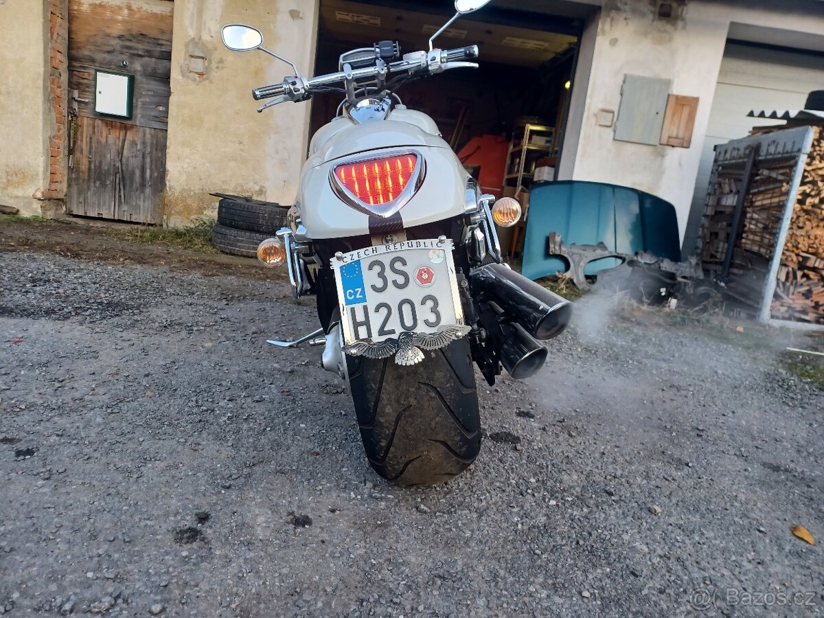 Suzuki Intruder M1800r - 2
