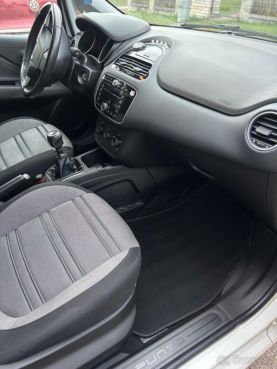 Čistění interiéru - 2