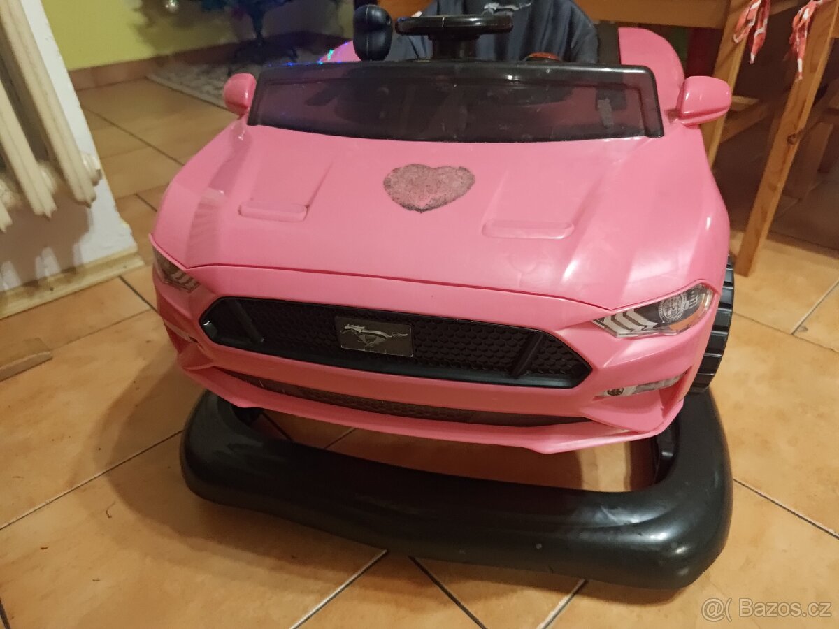 Chodítko Mustang pro začínající závodnice - 2