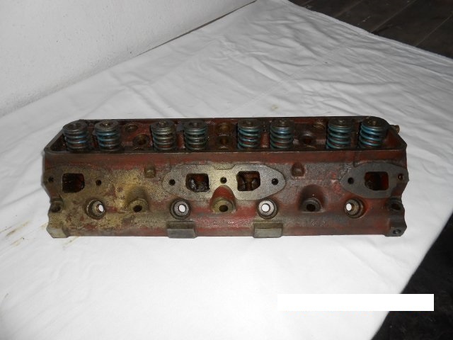 ARO M461 Hlava válců - 2