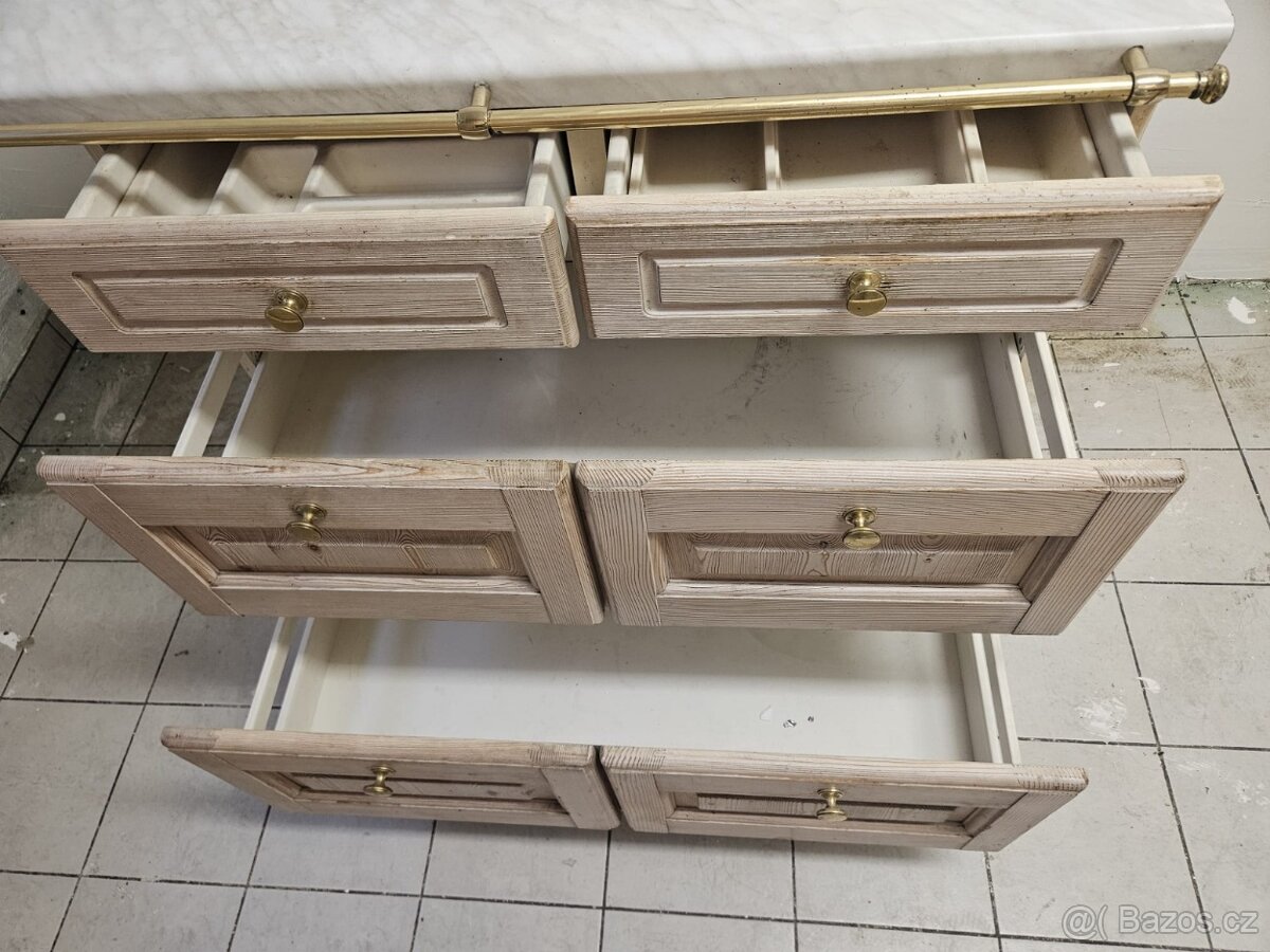 Masivní kuchyňská linka z Německa se spotřebiči - 2