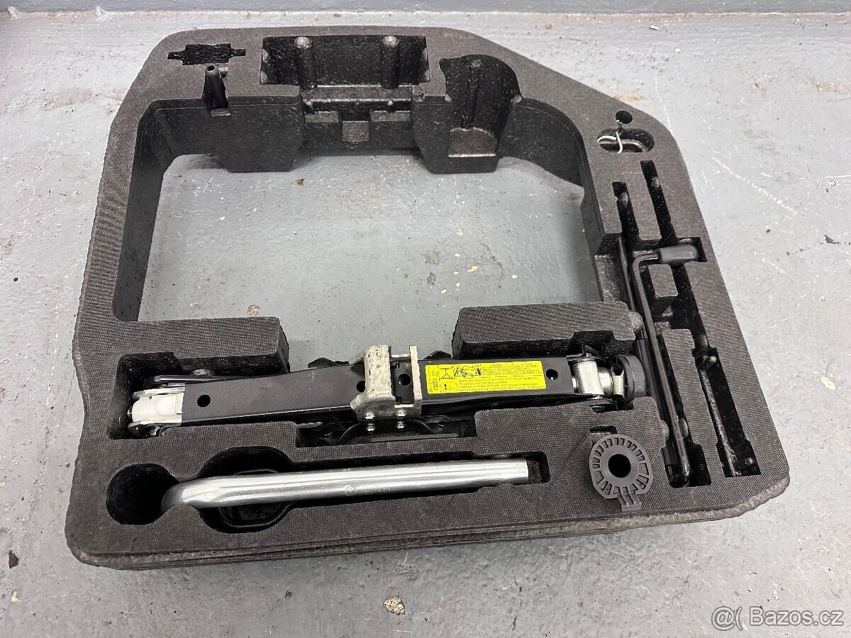 Rezervní dojezdové kolo Audi A4 B8 Kolo je nepoužité - 2