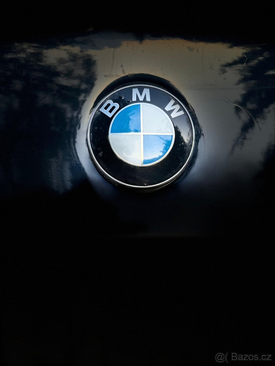 BMW 535d e61, Čr, 2. majitel, kombi, panorama atd - 2