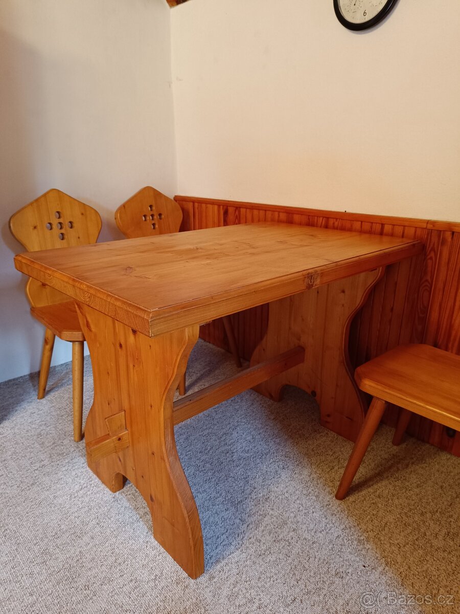 Stůl + 4 židle - masivni - 2