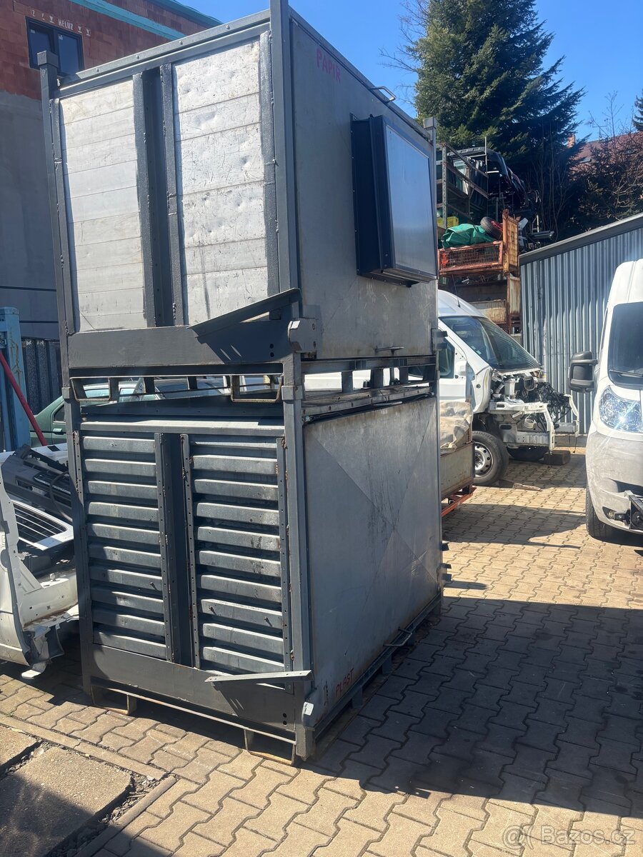 Prodám dva ocelové boxy - 2