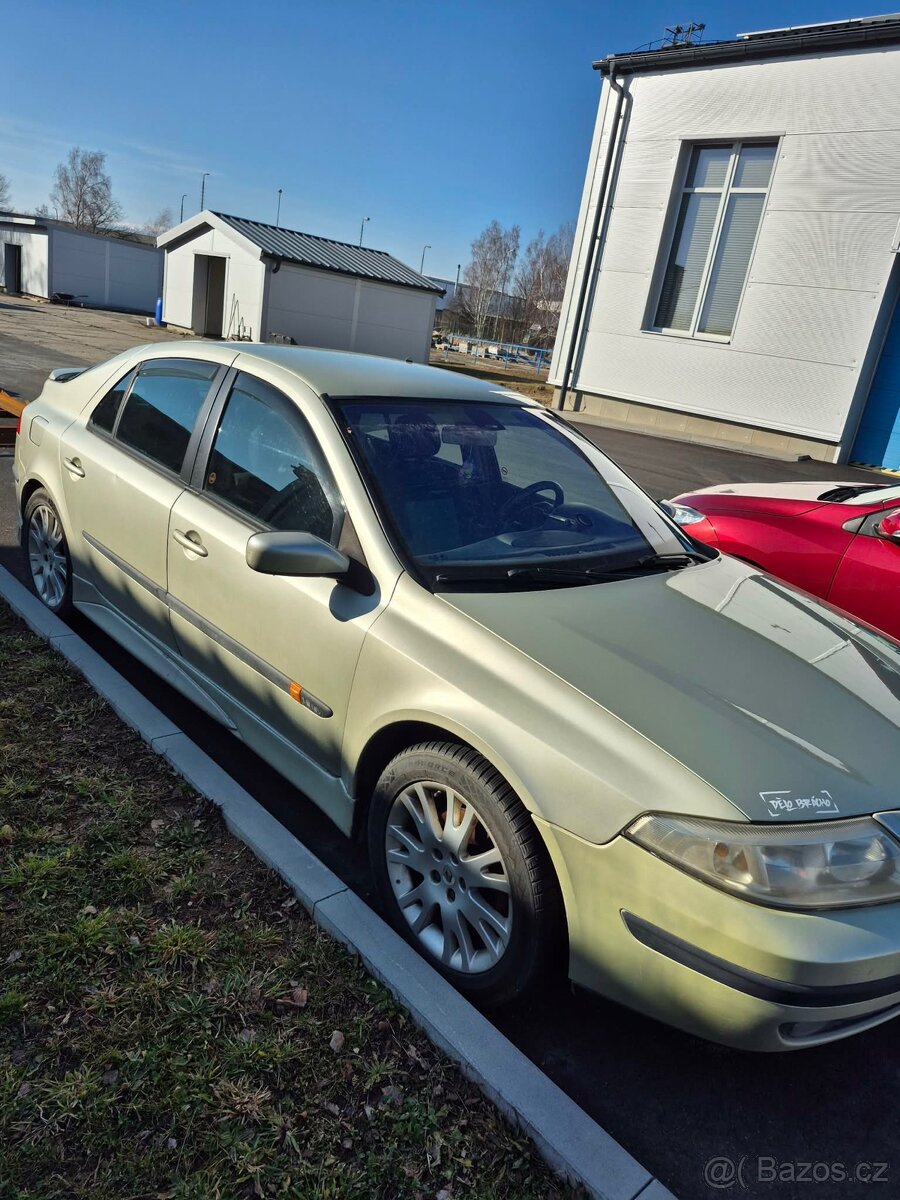 Renault laguna 2 - 2