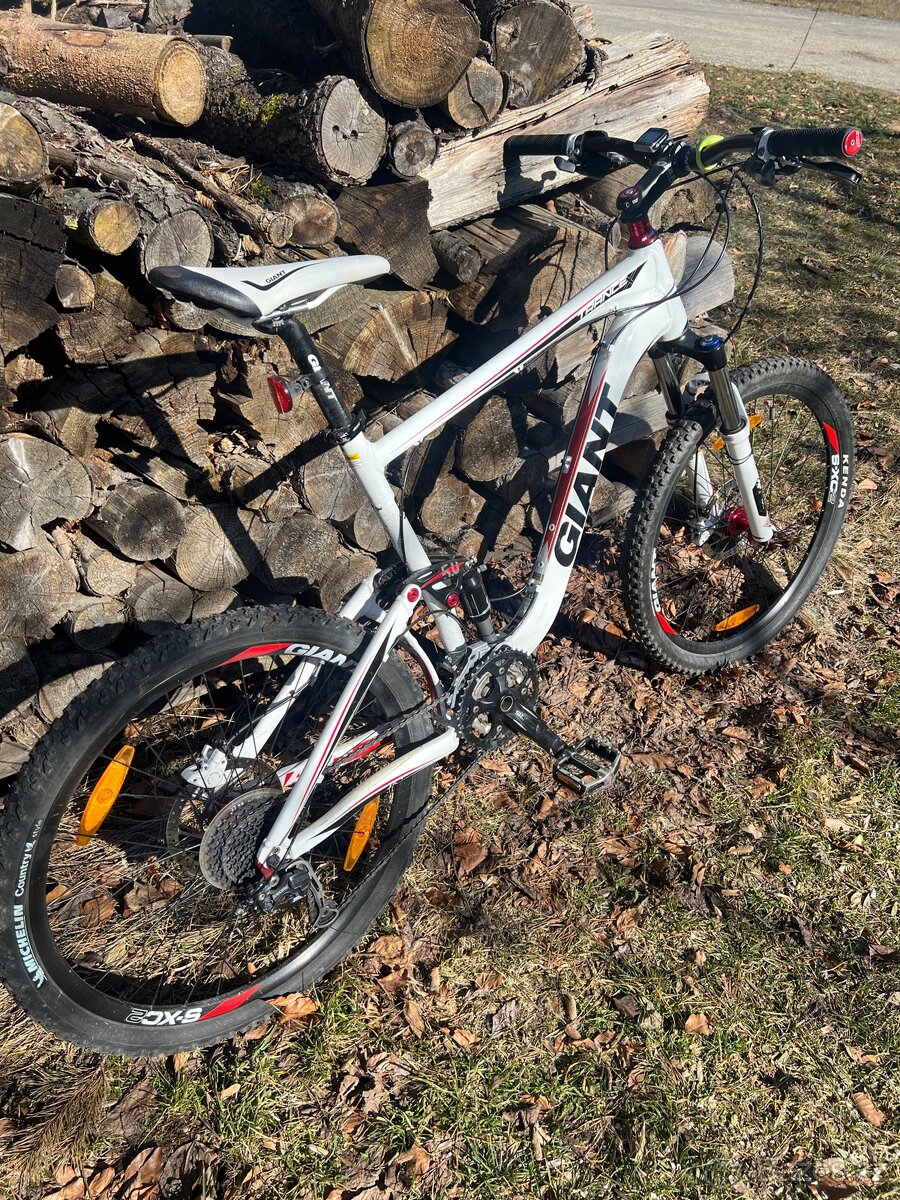 GIANT Celoodpružené kolo - 2