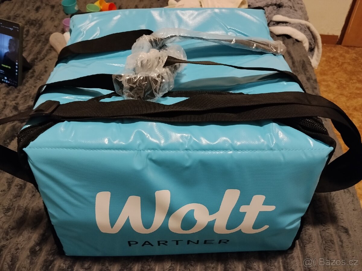 Prodám úplně nové termotašky Wolt do auta. - 2