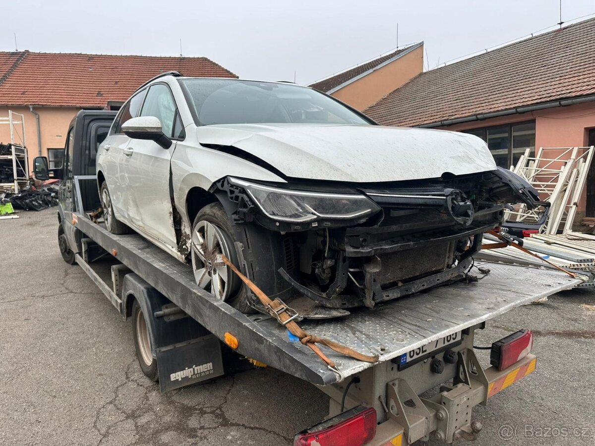 VW Golf 8 kombi 2.0TDI 85KW DTRD UWU LC9A r.v. 2022 - 2