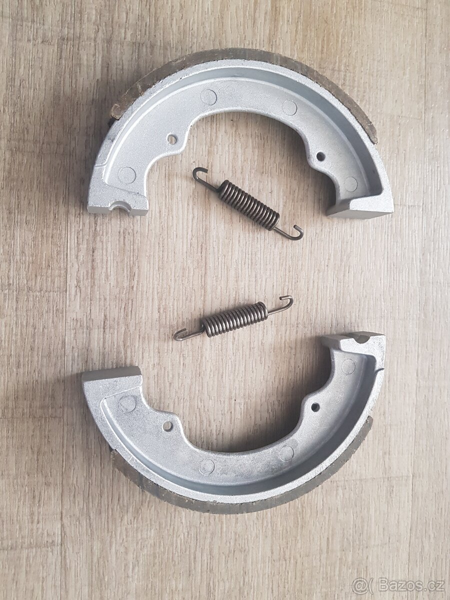 Jawa 50 pionýr brzdové obložení - 2