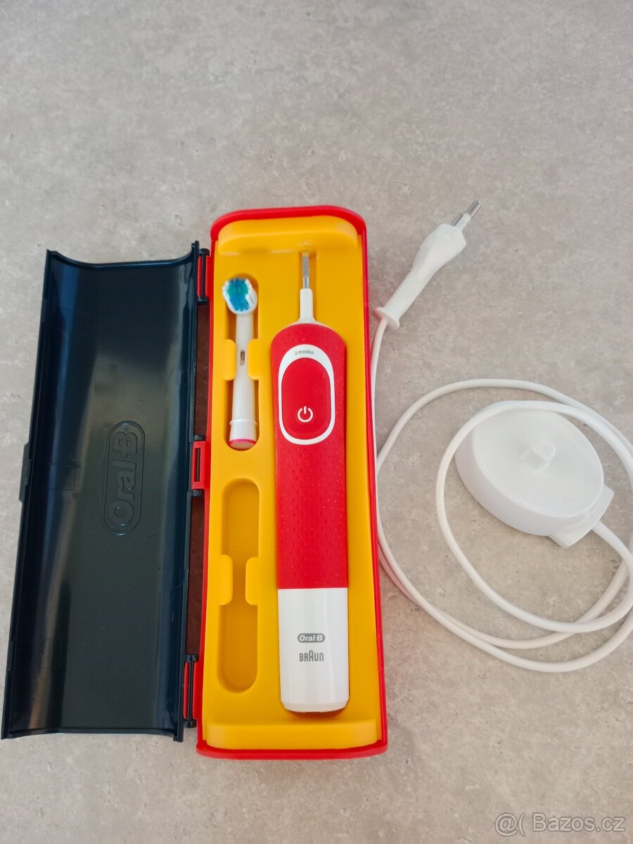 Zubní kartáček Braun - 2
