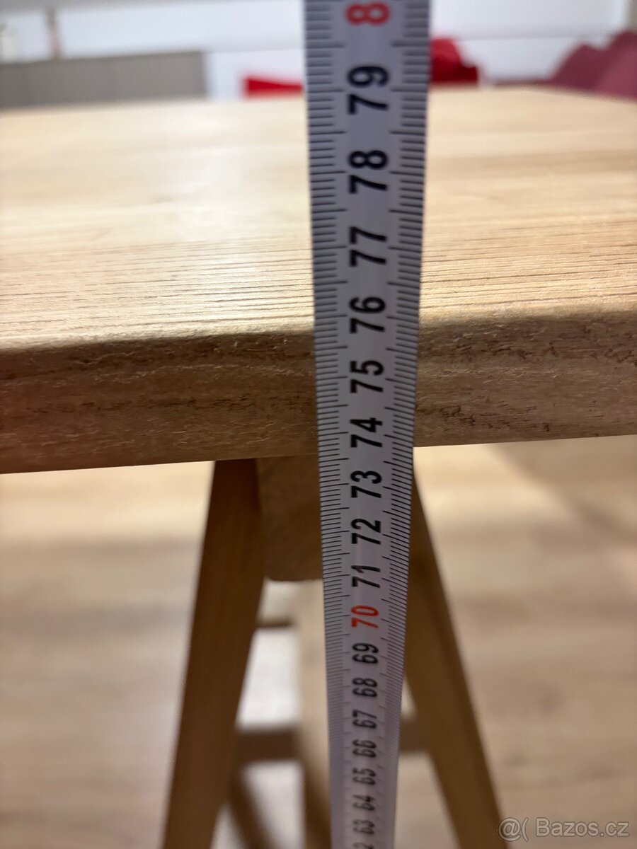 Dřevěný stůl s podstavcem z jilmového dřeva - 2