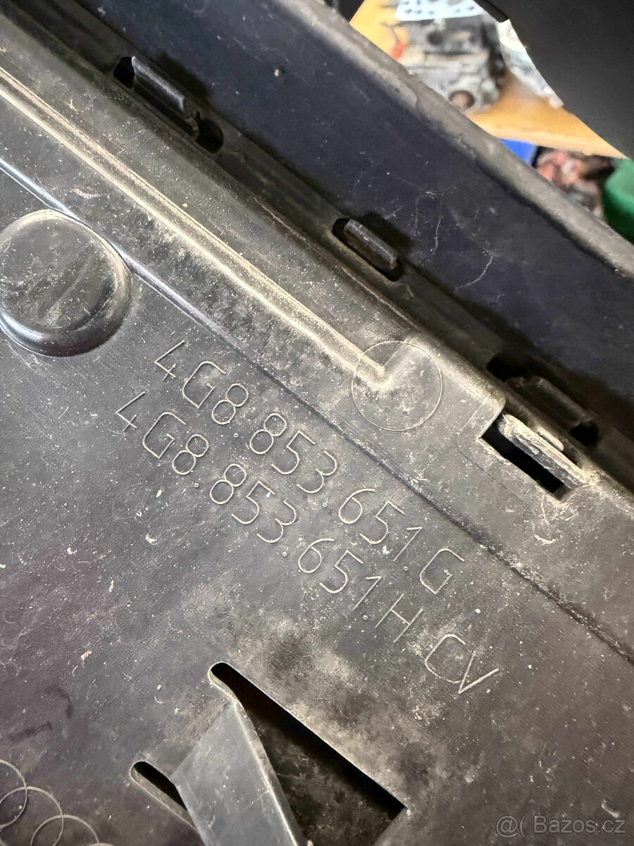 Maska Audi A7 2015- , facelift černá - 2