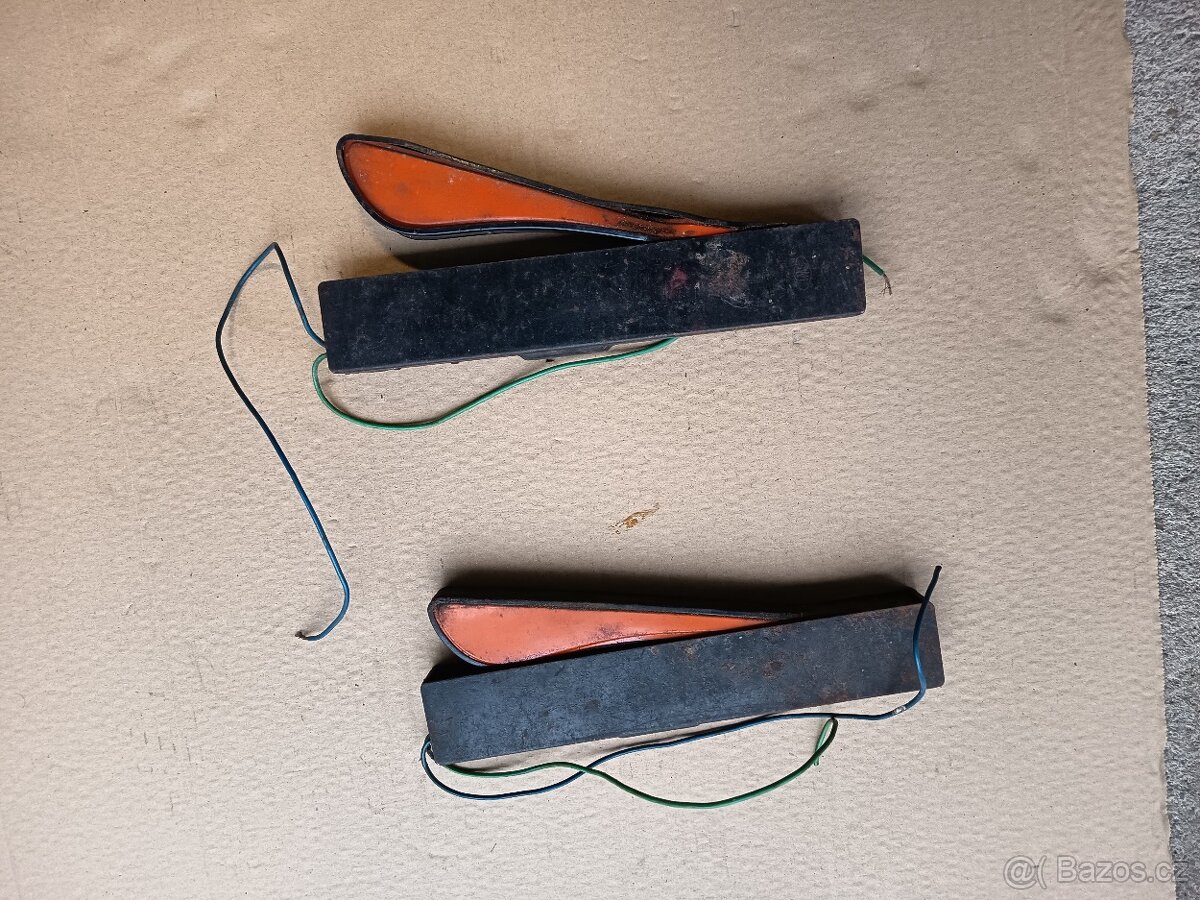 výklopné směrovky Praga Tatra - 2