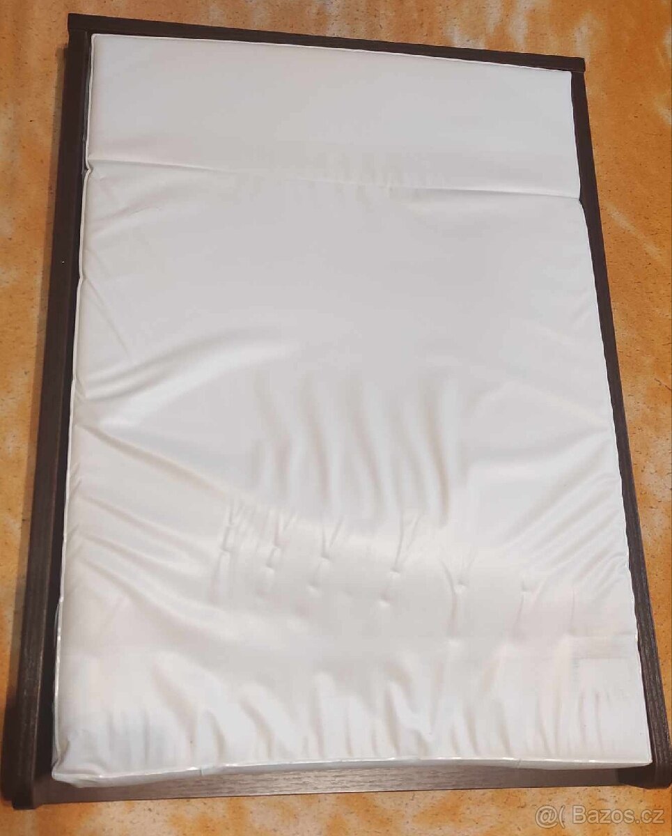 Přebalovací podložka, pult - 2