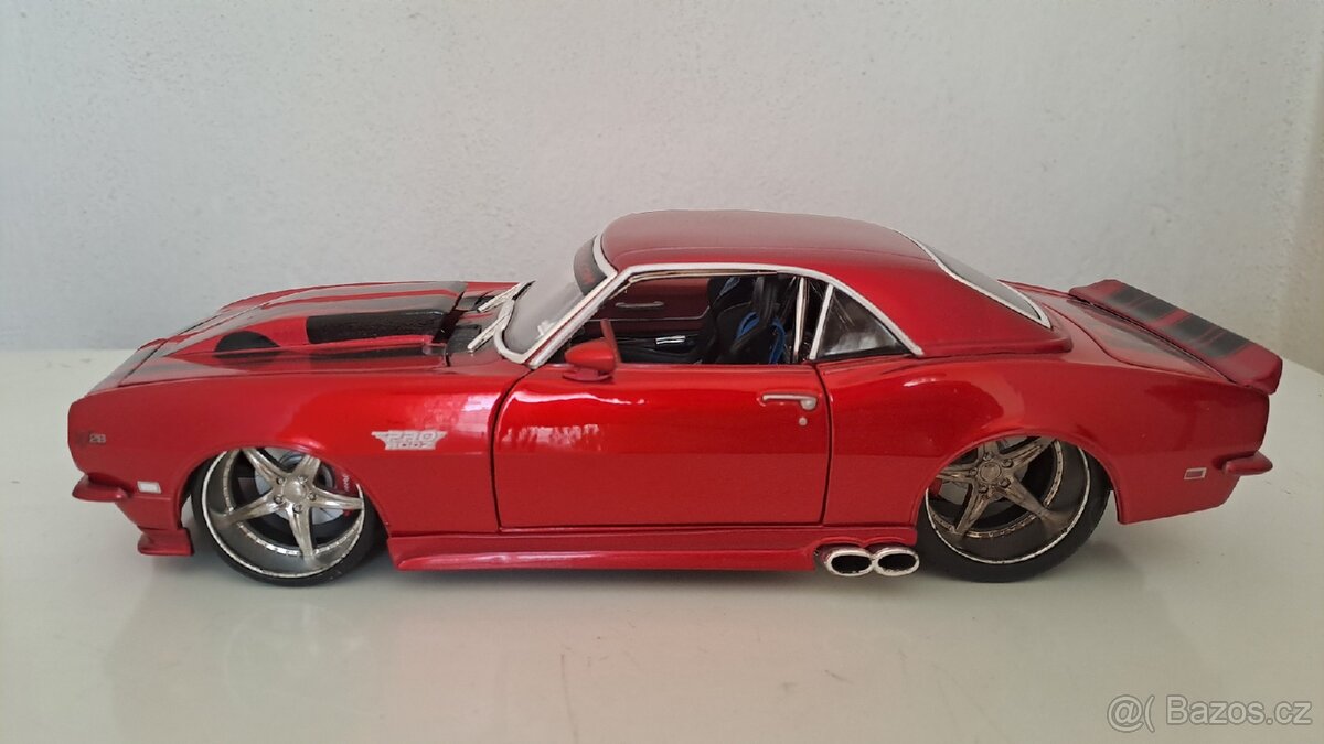 Chevrolet Camaro 1:18 - 2