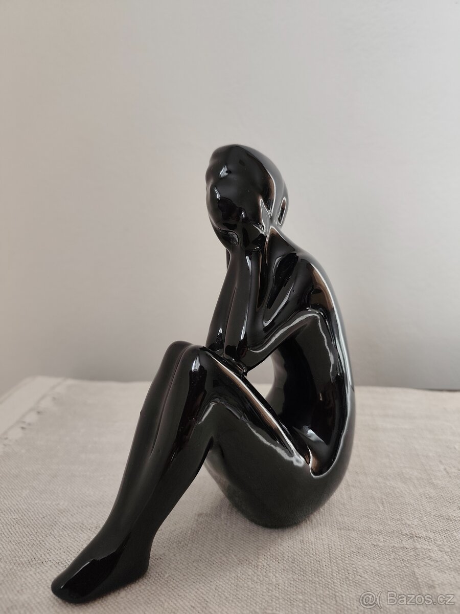 Akt žena Brusel keramická soška - 2