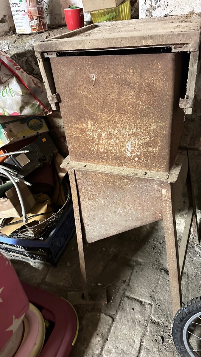 Řezačka na řepu - 2