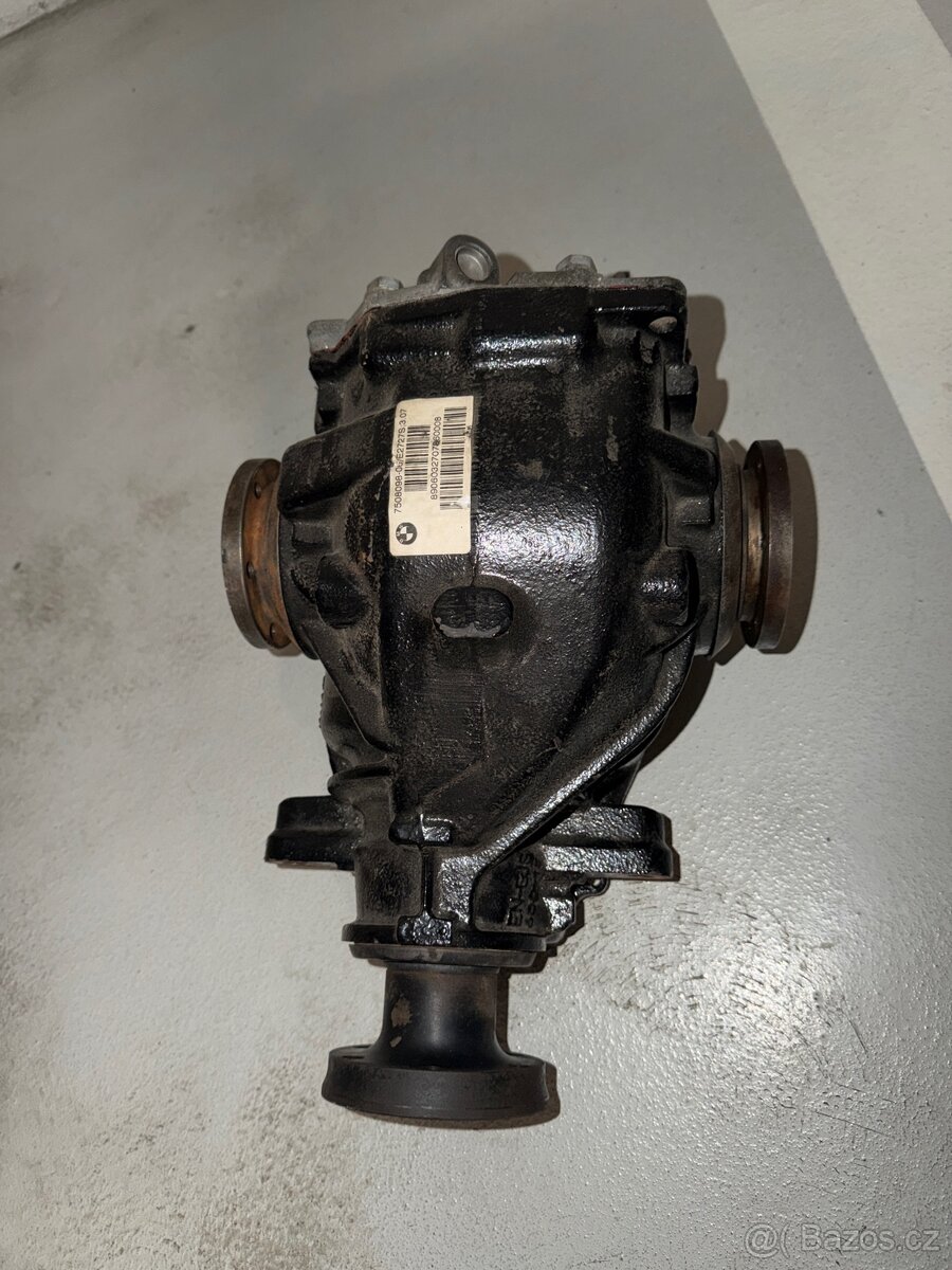 BMW e46 330i diferenciál, poměr 3.07 - 2