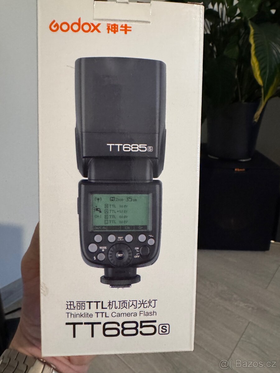 Godox blesk a odpalovac - 2