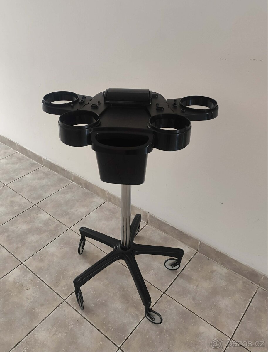 Kadeřnické vozíky - 2