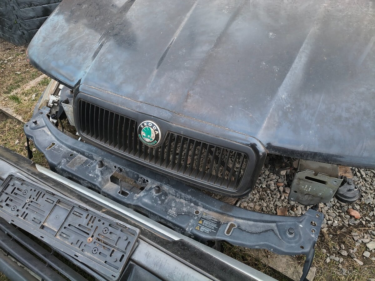 Přední kapota Octavia - 2