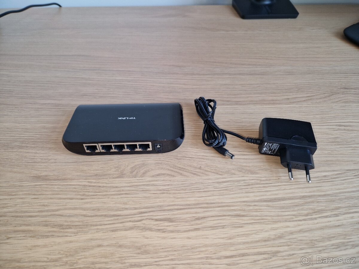 Switch TP-Link TL-SG1005D - 2