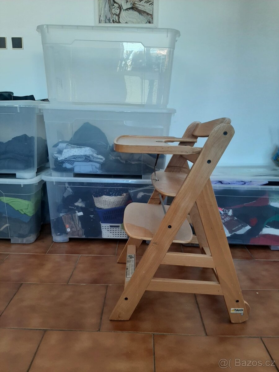 Dřevěná jídelní židlička - 2