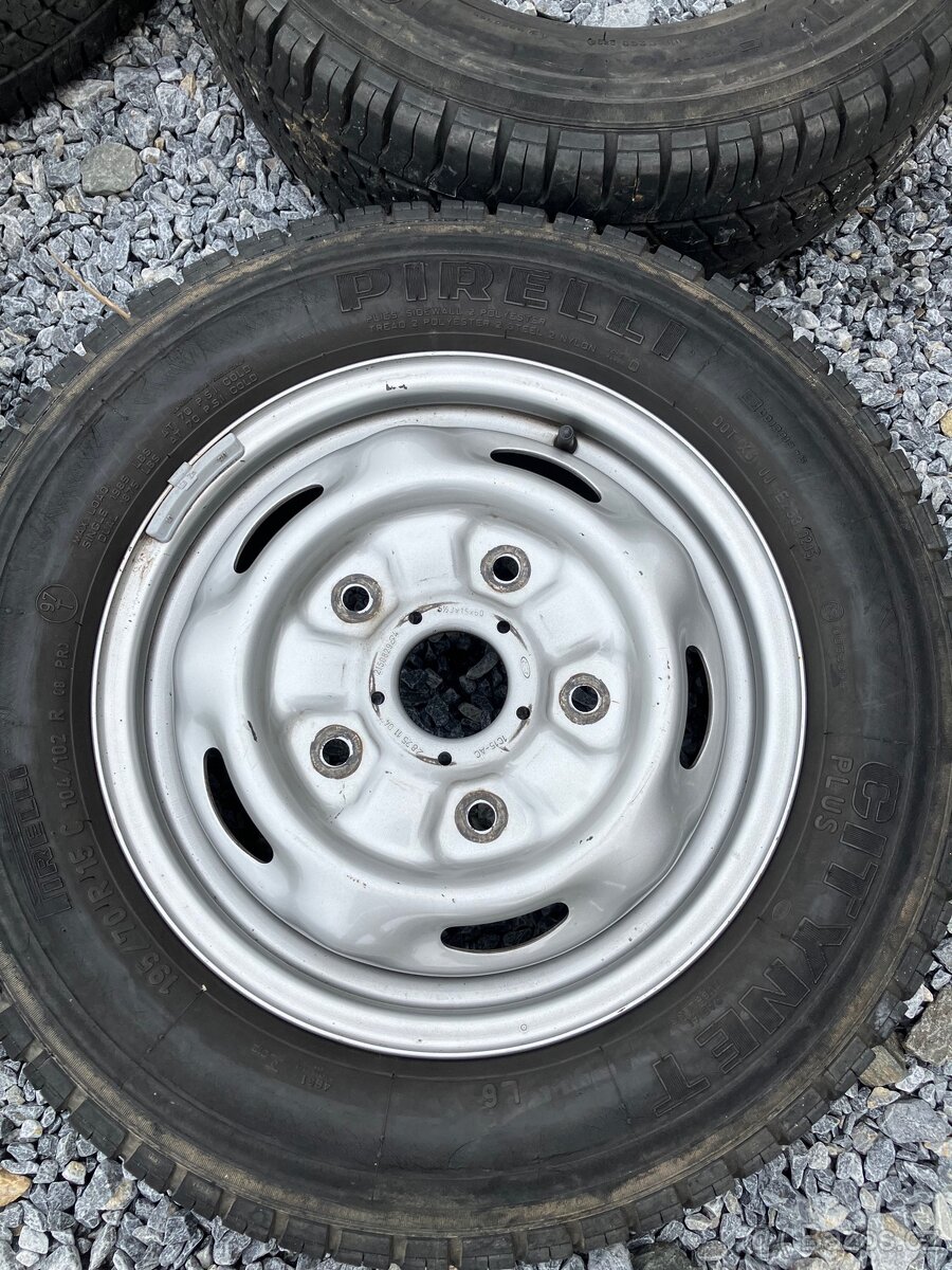 Kola Ford Transit - 2