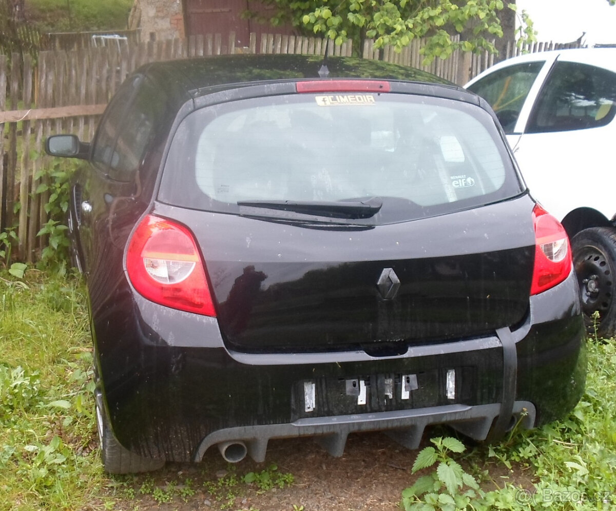 Renault Clio Sport RS III 2.0i - Náhradní díly - 2