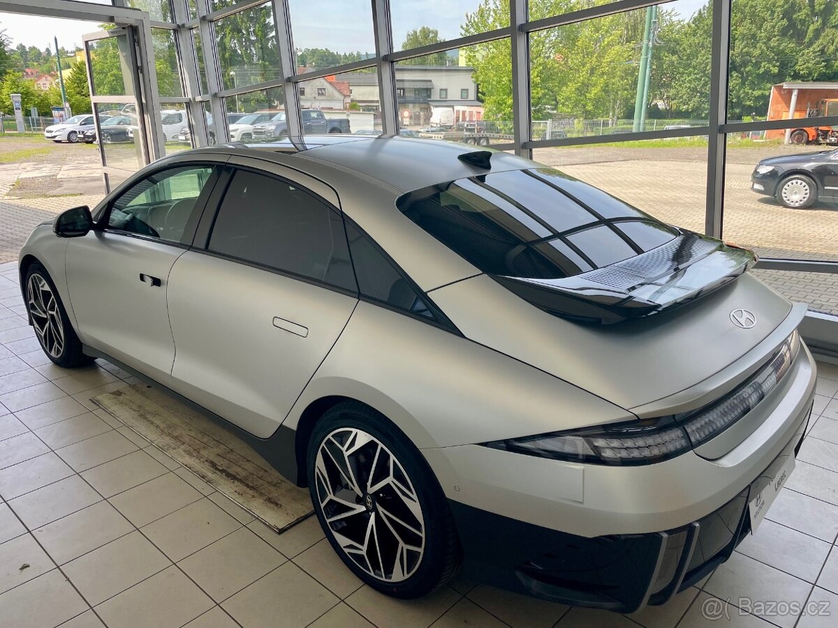 Hyundai Ioniq 6 168kW Style Premium 4x2 AT - 2