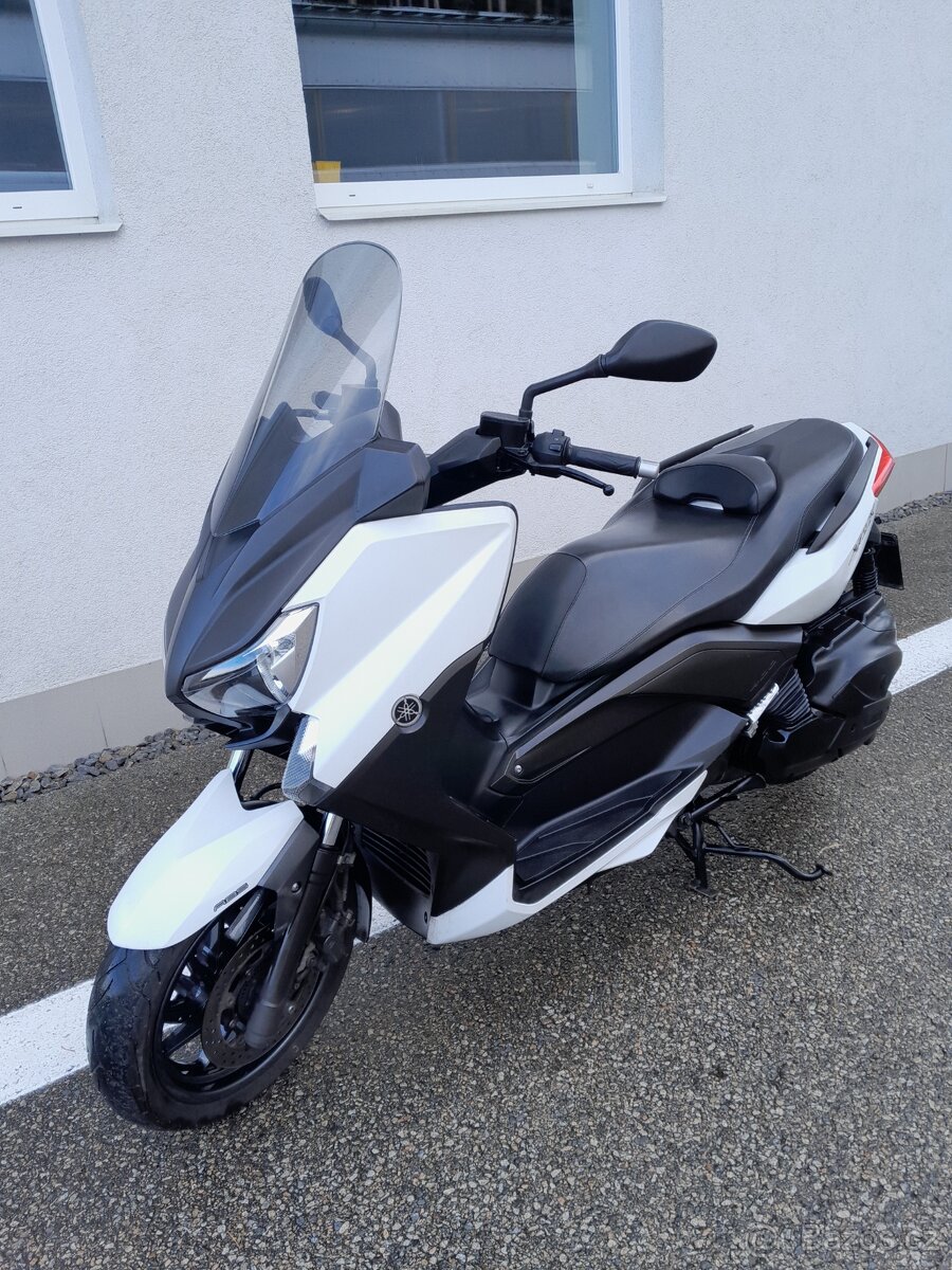 Yamaha X-Max 400 ABS, 2014, moc pěkný, AKCE - 2