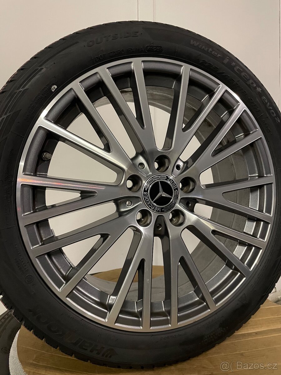 Original Mercedes A CLA W177 C118 225/45/18 90-100% - 2