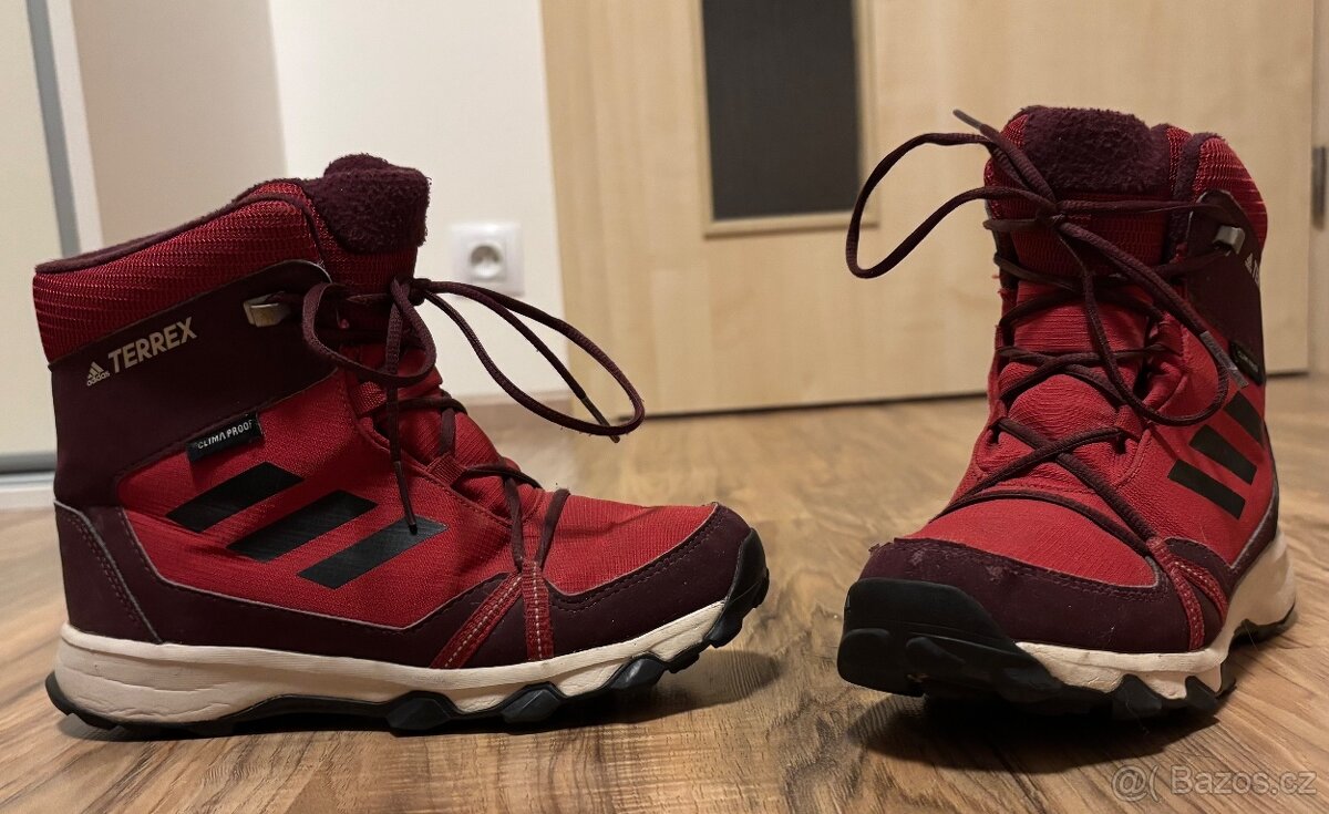 Adidas Terrex Snow červené, vel. EU 35 - 2