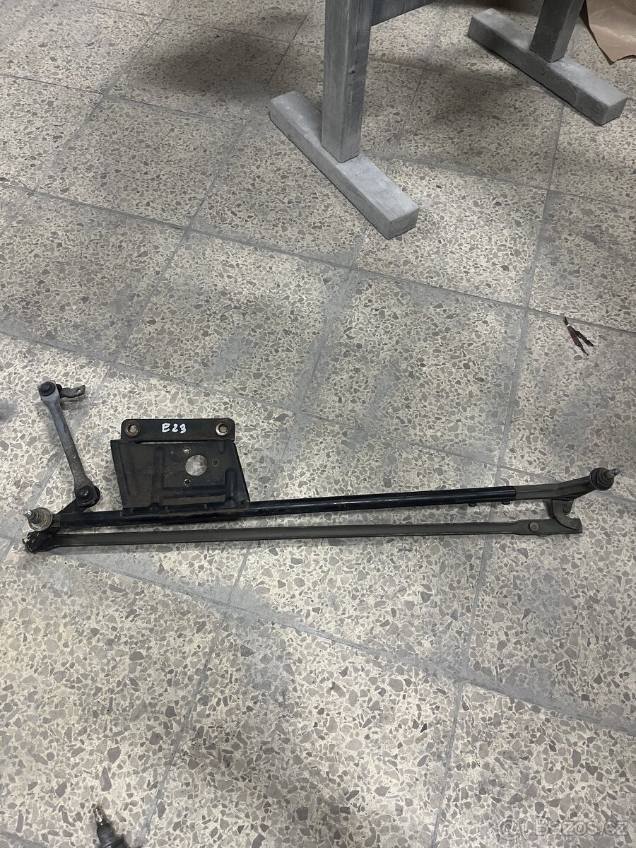 bmw e23 stěrače, znaky - 2