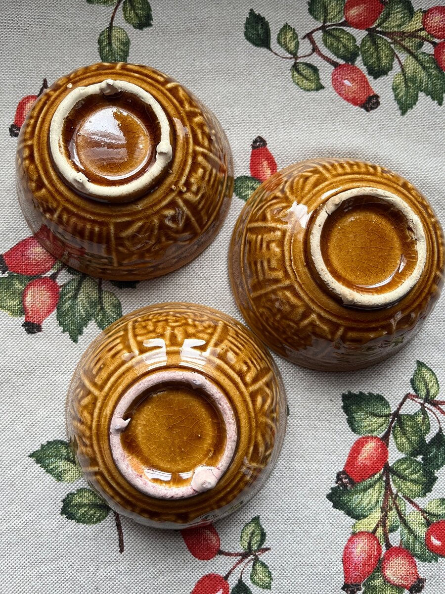 3 x čajové misky - 2