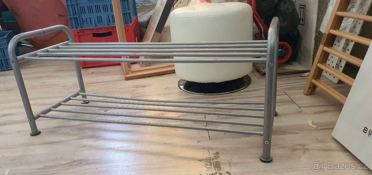 stojan na boty ve velmi dobrém stavu - 2