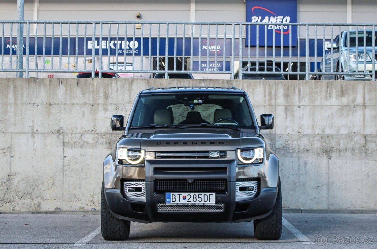 Land Rover Defender 3.0 I6 MHEV A/T AWD EXPEDITION PACK DPH - 2