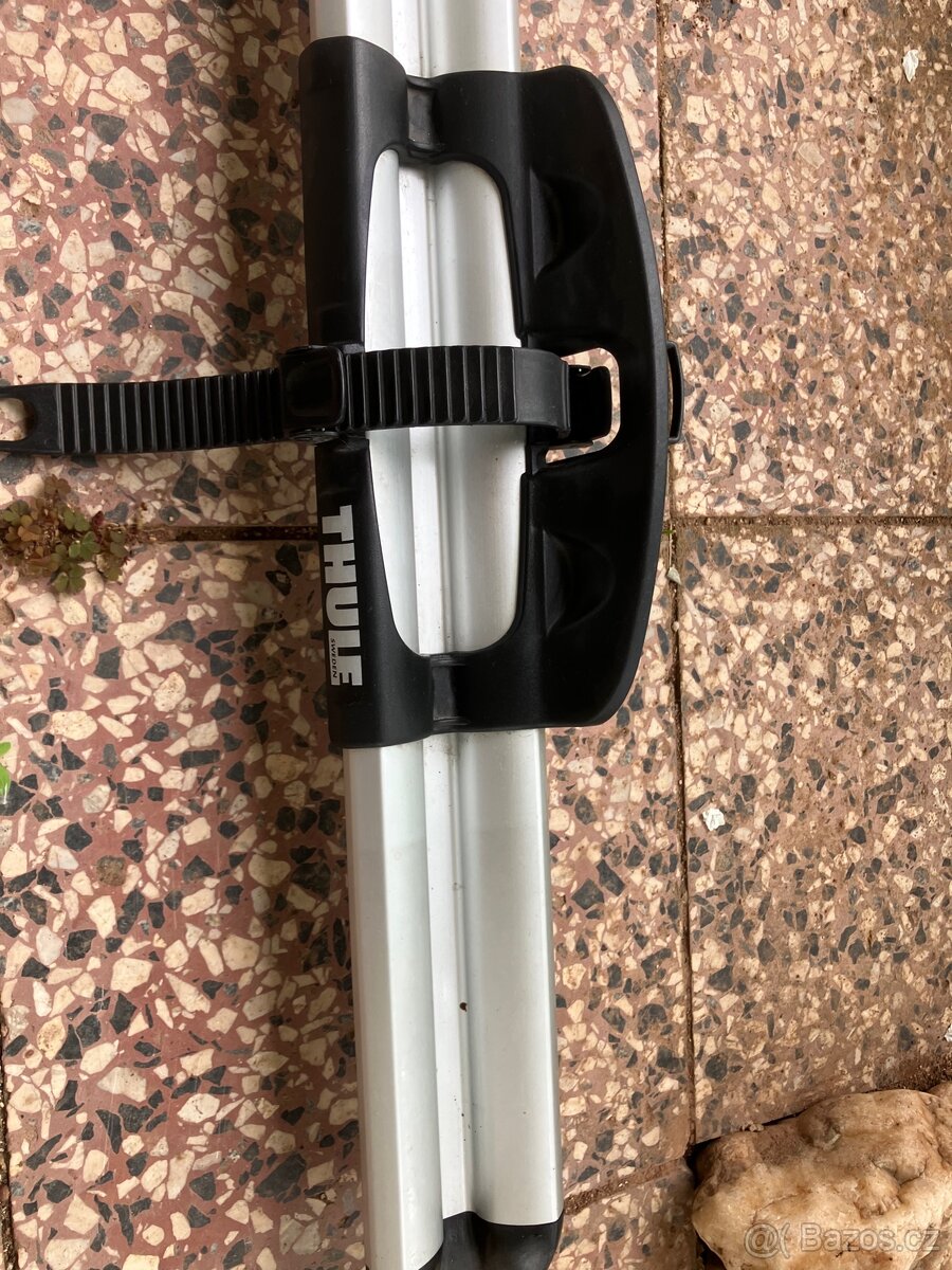 Střešní nosiče kol Thule - 2
