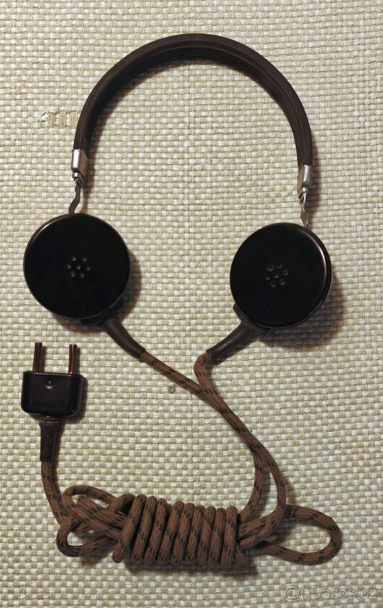 vojenská sluchátka ČSLA - 2