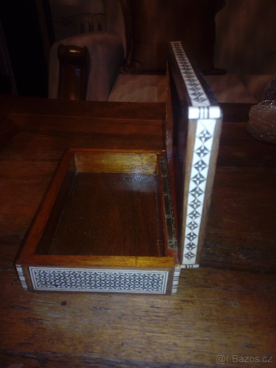 DÓZA - 2x-RUČNÍ PRÁCE - 2